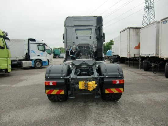 Mercedes-Benz Arocs 1851 EURO6 Agromover Hochdach - Nyergesvontató: 5 kép. Mercedes-Benz Arocs 1851 EURO6 Agromover Hochdach - Nyergesvontató: 5 kép.