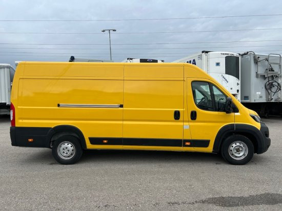 Peugeot Boxer Kastenwagen L4H2 - Furgon: 4 kép. Peugeot Boxer Kastenwagen L4H2 - Furgon: 4 kép.