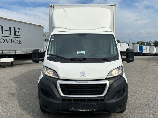 Peugeot Boxer, Koffer mit Hebebühne/LBW - Dobozos kisteherautó: 2 kép. Peugeot Boxer, Koffer mit Hebebühne/LBW - Dobozos kisteherautó: 2 kép.