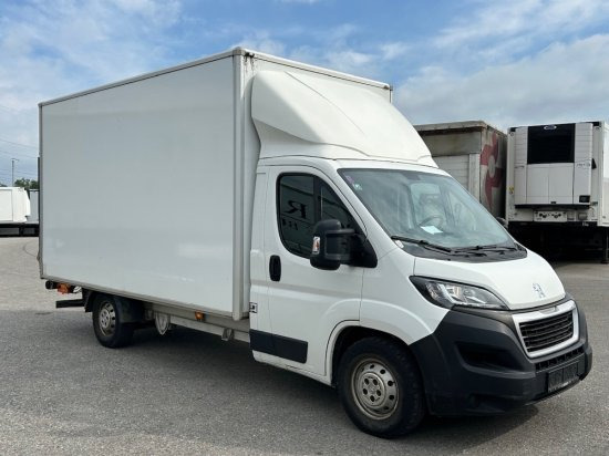 Peugeot Boxer, Koffer mit Hebebühne/LBW - Dobozos kisteherautó: 3 kép. Peugeot Boxer, Koffer mit Hebebühne/LBW - Dobozos kisteherautó: 3 kép.