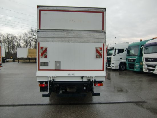 Renault Midlum D16 LBW E6 - Dobozos felépítményű teherautó: 5 kép. Renault Midlum D16 LBW E6 - Dobozos felépítményű teherautó: 5 kép.