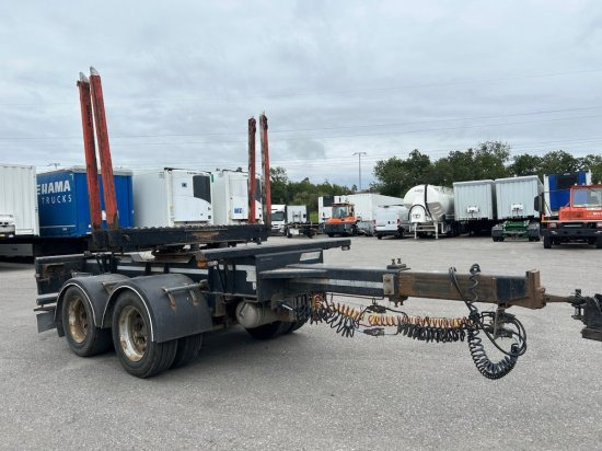 Ressenig 2-Achs Holztransporter ausziehbar - Rönkszállító pótkocsi: 3 kép. Ressenig 2-Achs Holztransporter ausziehbar - Rönkszállító pótkocsi: 3 kép.