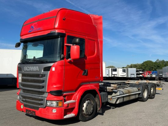 Scania R410 6x2 Topline, BDF, E6, Automatik, Redarter, Standklima, Liftachse - Cserefelépítményes teherautó: 1 kép. Scania R410 6x2 Topline, BDF, E6, Automatik, Redarter, Standklima, Liftachse - Cserefelépítményes teherautó: 1 kép.