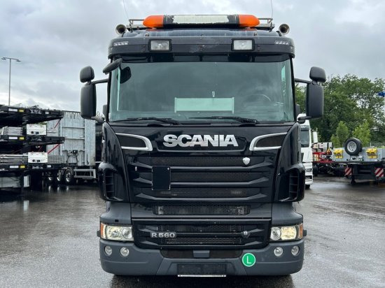 Scania R560 8x2, Schrottkran, E5, Lenk-Lift-Achse - Horgos rakodó teherautó, Darus autó: 2 kép. Scania R560 8x2, Schrottkran, E5, Lenk-Lift-Achse - Horgos rakodó teherautó, Darus autó: 2 kép.