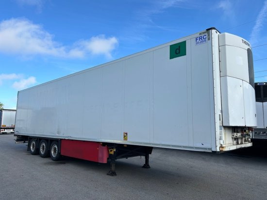 Schmitz SCB S3B Kühlauflieger, TK SLXe 400, Liftachse, Doppelstock, Blumenbreite - Félpótkocsi hőszigetelt: 3 kép. Schmitz SCB S3B Kühlauflieger, TK SLXe 400, Liftachse, Doppelstock, Blumenbreite - Félpótkocsi hőszigetelt: 3 kép.