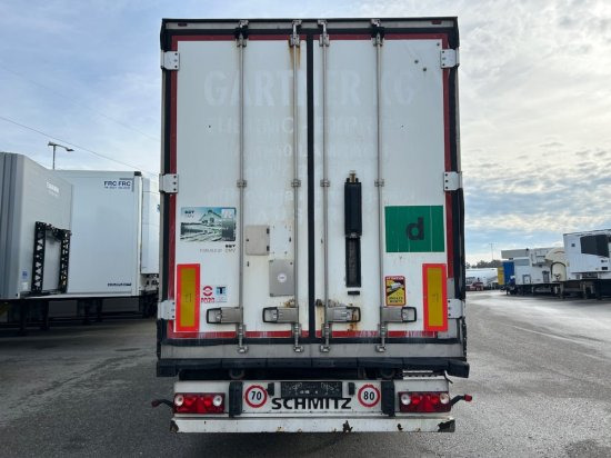 Schmitz SCB S3B SKO24, Kühlauflieger, TK SLXe 400, Liftachse, Fleischbahnen - Félpótkocsi hőszigetelt: 5 kép. Schmitz SCB S3B SKO24, Kühlauflieger, TK SLXe 400, Liftachse, Fleischbahnen - Félpótkocsi hőszigetelt: 5 kép.