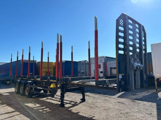 Schwarzmüller Holzauflieger, 8 Rungenpaare, SAF-Achsen, Liftachse - Rönkszállító félpótkocsi: 3 kép. Schwarzmüller Holzauflieger, 8 Rungenpaare, SAF-Achsen, Liftachse - Rönkszállító félpótkocsi: 3 kép.