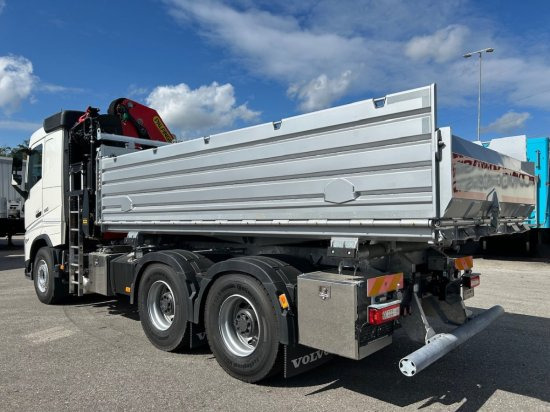 Volvo FH 500 3-Seiten Kipper mit Palfinger PK22002EH, Retarder - Billenőplatós teherautó: 5 kép. Volvo FH 500 3-Seiten Kipper mit Palfinger PK22002EH, Retarder - Billenőplatós teherautó: 5 kép.