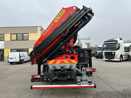 Volvo FH 500 6X2 Euro6, Retarder, Pritsche, Palfinger PK22002-EH - Platós teherautó, Darus autó: 5 kép. Volvo FH 500 6X2 Euro6, Retarder, Pritsche, Palfinger PK22002-EH - Platós teherautó, Darus autó: 5 kép.