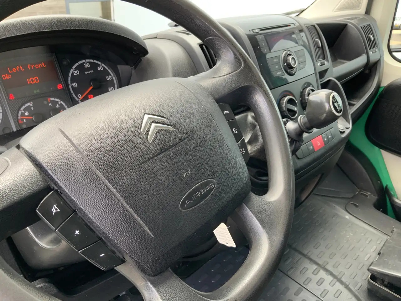 Platós kisteherautó, Duplakabinos kisteherautó Citroen Jumper 35 2.2 HDI L3 Dub Cab Pick Up 6 Zits Trekhaak 3000: 8 kép.
