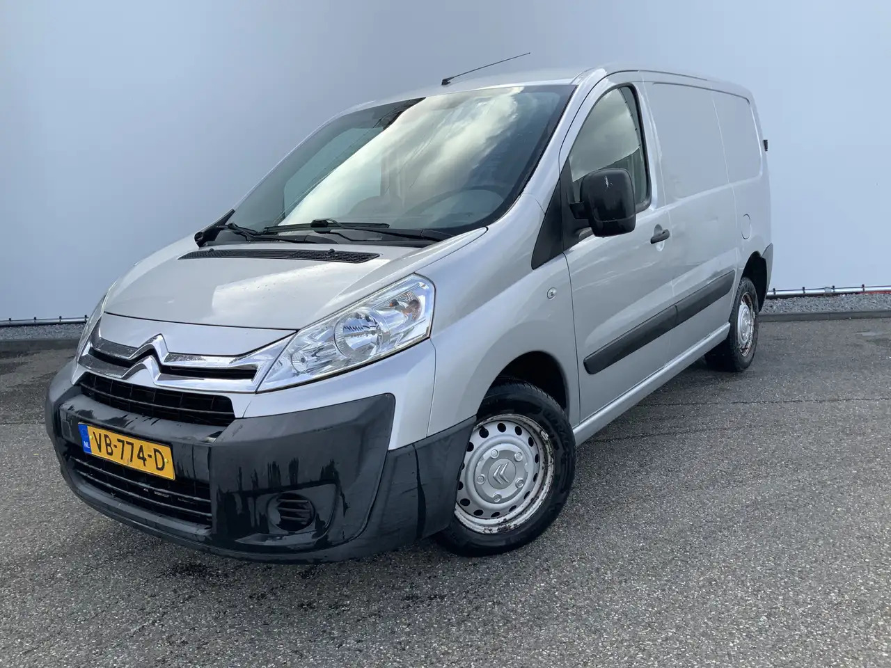 Citroen Jumpy 12 2.0 HDI L1H1 Airco Cruise 3 Zits Euro 5 export - Kis furgon, Duplakabinos kisteherautó: 1 kép. Citroen Jumpy 12 2.0 HDI L1H1 Airco Cruise 3 Zits Euro 5 export - Kis furgon, Duplakabinos kisteherautó: 1 kép.