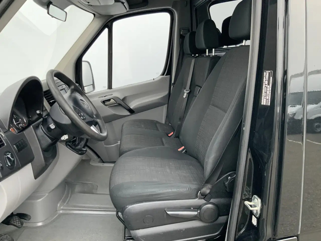 Mercedes-Benz Sprinter 314 2.2 CDI 366 L2H2 Airco 3 Zits Trekhaak 2000 kg - Egyéb gépek: 4 kép. Mercedes-Benz Sprinter 314 2.2 CDI 366 L2H2 Airco 3 Zits Trekhaak 2000 kg - Egyéb gépek: 4 kép.