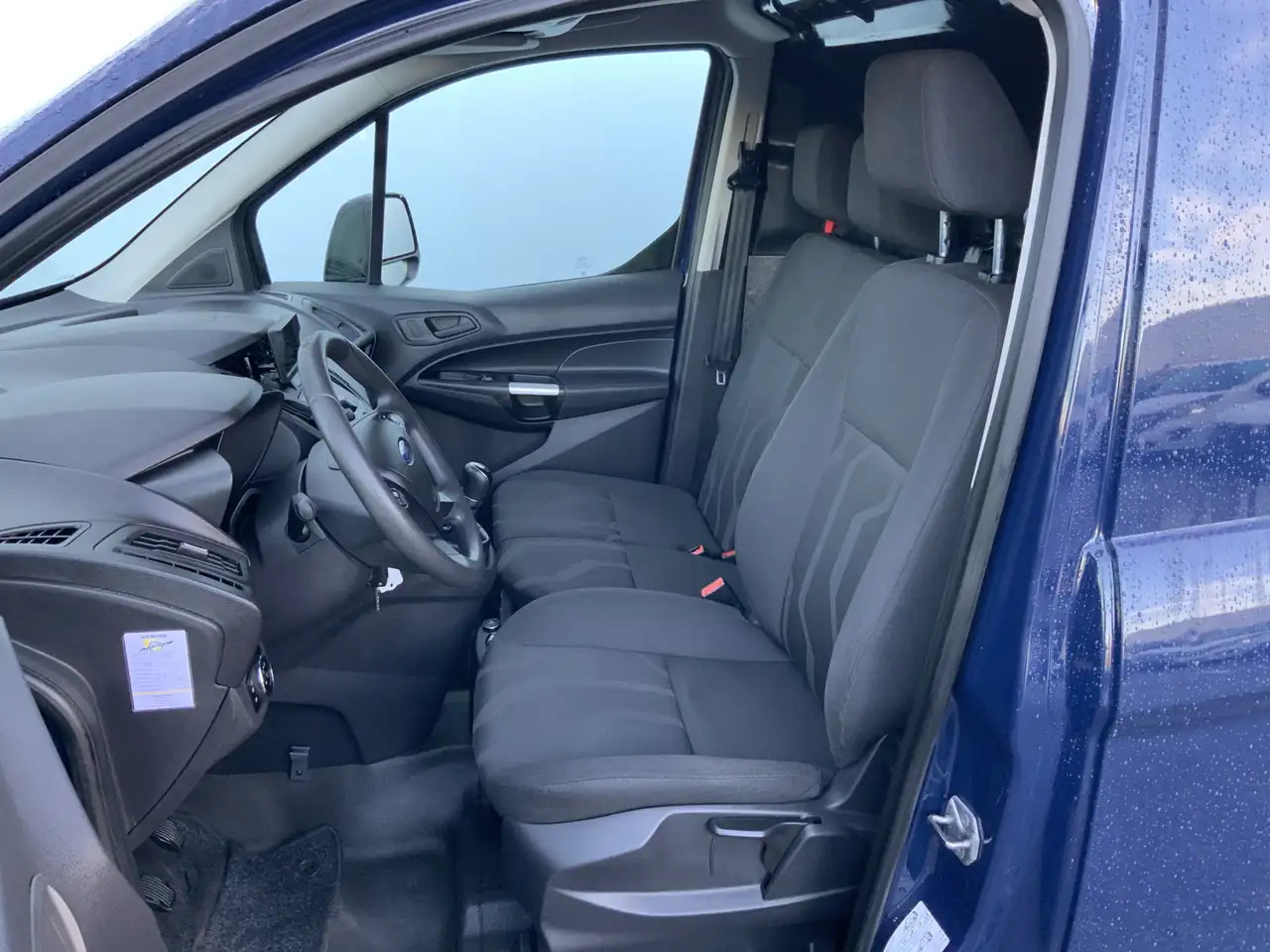 Ford Transit Connect 1.5 TDCI L1 Trend Airco Cruise Trekhaak 1200 kg Ca - Kis furgon: 4 kép. Ford Transit Connect 1.5 TDCI L1 Trend Airco Cruise Trekhaak 1200 kg Ca - Kis furgon: 4 kép.
