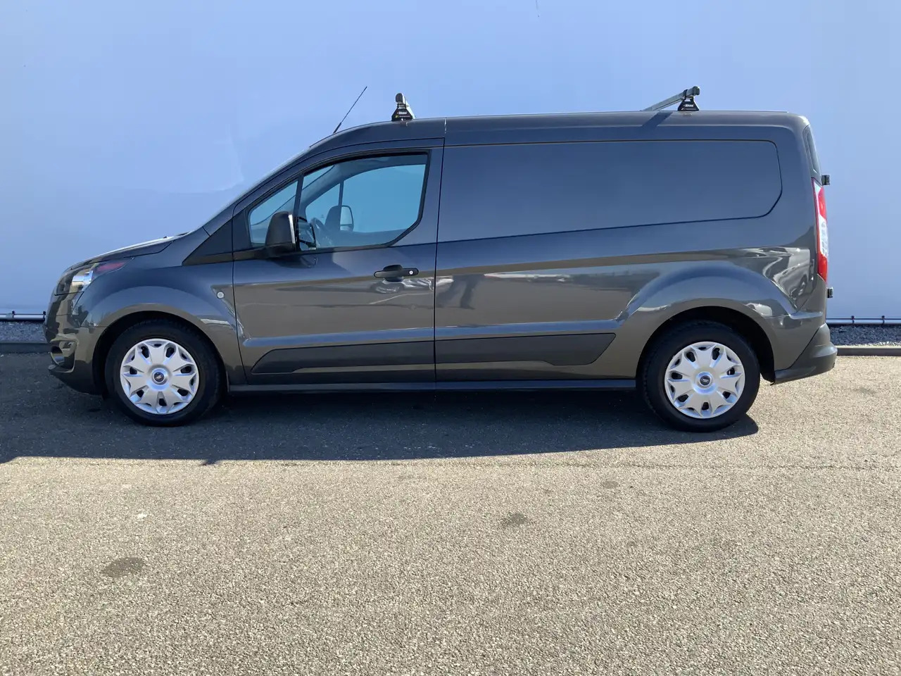 Ford Transit Connect 1.5 TDCI L2 Trend Airco Cruise 3 Zits DakDragers C - Kis furgon: 3 kép. Ford Transit Connect 1.5 TDCI L2 Trend Airco Cruise 3 Zits DakDragers C - Kis furgon: 3 kép.