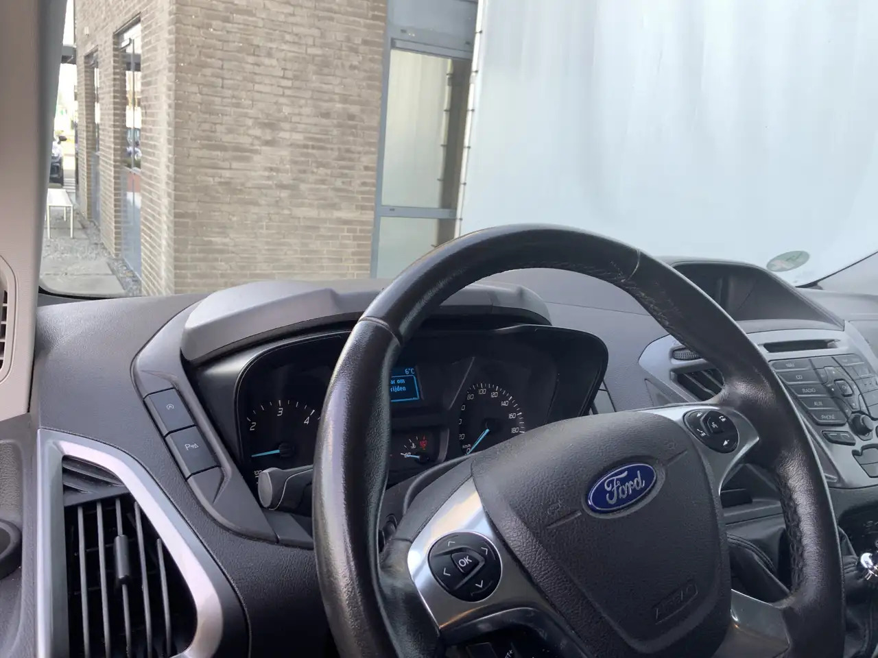 Ford Transit Custom 290 2.0 TDCI L2H1 6 Zits Trend DC Airco Cruise Tre - Duplakabinos kisteherautó: 5 kép. Ford Transit Custom 290 2.0 TDCI L2H1 6 Zits Trend DC Airco Cruise Tre - Duplakabinos kisteherautó: 5 kép.