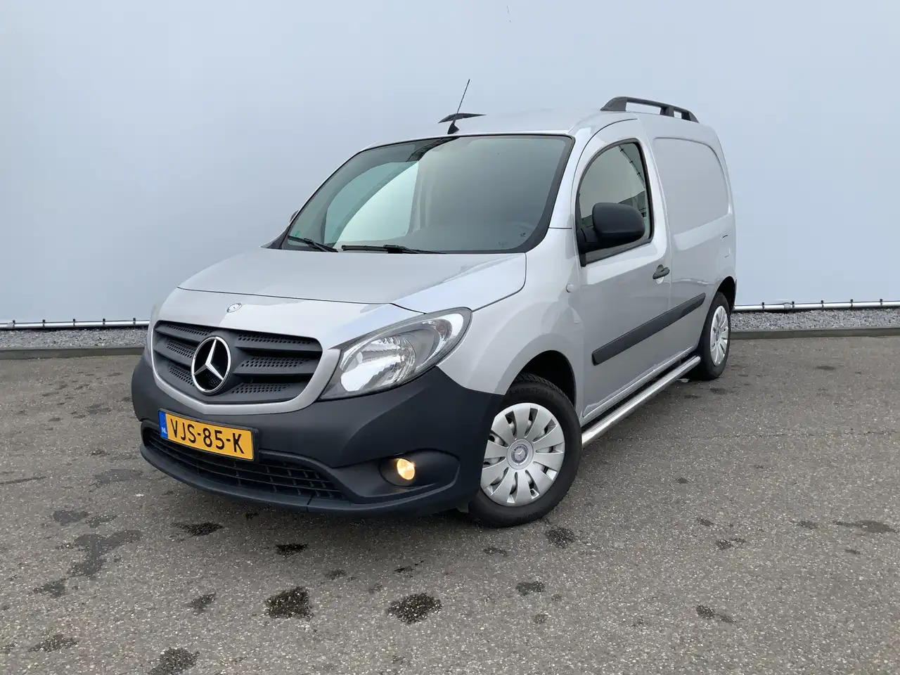 Mercedes-Benz Citan 109 CDI BlueEFFICIENCY Business Ambition Airco Tre - Kis furgon: 1 kép. Mercedes-Benz Citan 109 CDI BlueEFFICIENCY Business Ambition Airco Tre - Kis furgon: 1 kép.