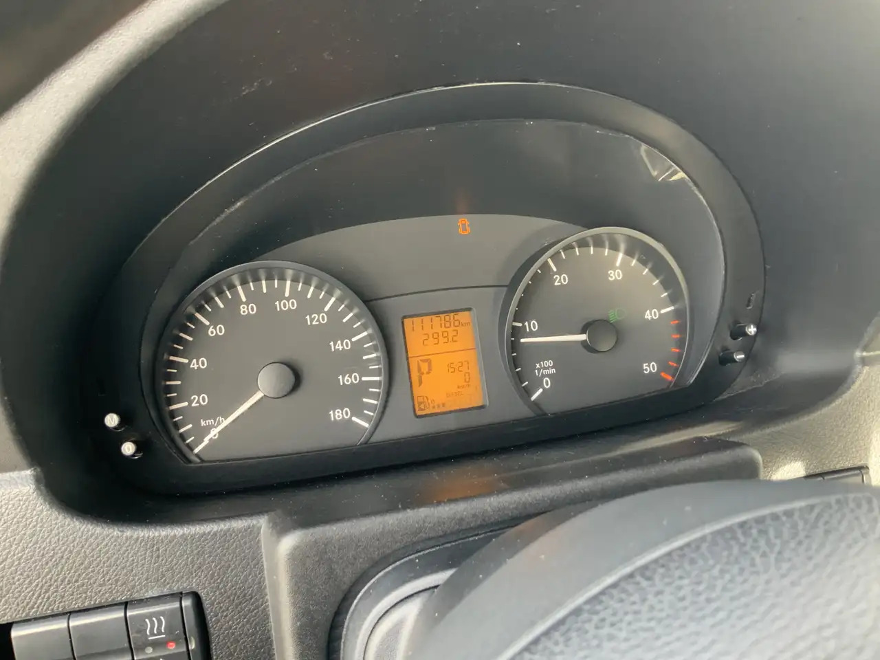 Mercedes-Benz Sprinter 313 2.2 CDI 366 Automaat DubCab Pick Up 5 Zits Tre - Platós kisteherautó, Duplakabinos kisteherautó: 5 kép. Mercedes-Benz Sprinter 313 2.2 CDI 366 Automaat DubCab Pick Up 5 Zits Tre - Platós kisteherautó, Duplakabinos kisteherautó: 5 kép.