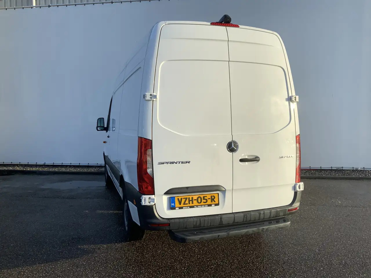 Mercedes-Benz Sprinter 317 1.9 CDI L2H2 RWD Cruise Airco 3 Zits Camera 36 - Furgon: 2 kép. Mercedes-Benz Sprinter 317 1.9 CDI L2H2 RWD Cruise Airco 3 Zits Camera 36 - Furgon: 2 kép.