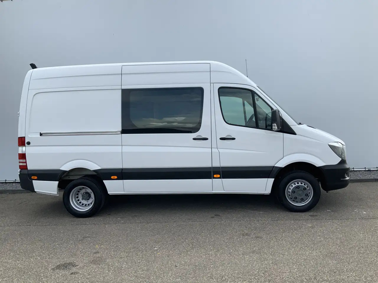 Furgon Mercedes-Benz Sprinter 516 2.2 CDI 366 L2H2 Camera Trekhaak 3500 kg Dub L: 19 kép.