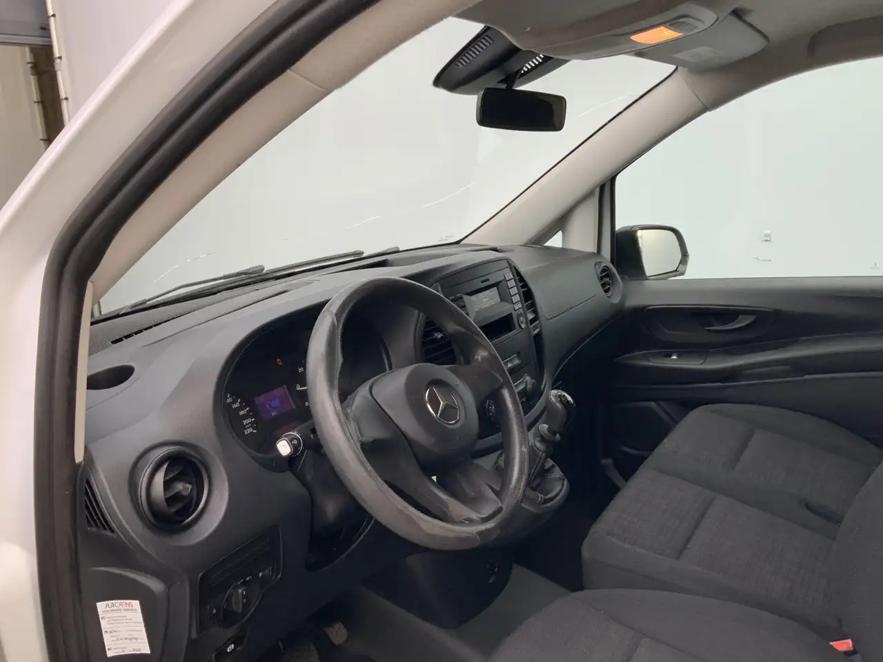 Mercedes-Benz Vito 111 CDI Functional Airco 3 Zits Side Bar Trekhaak - Furgon: 5 kép. Mercedes-Benz Vito 111 CDI Functional Airco 3 Zits Side Bar Trekhaak - Furgon: 5 kép.