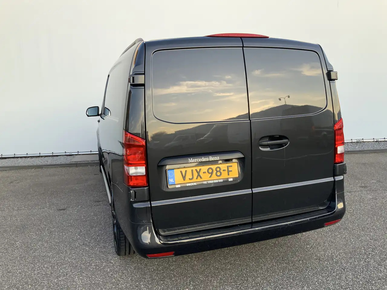 Mercedes-Benz Vito 114 CDI L3 autom. 20 inch , Leer - Furgon: 2 kép. Mercedes-Benz Vito 114 CDI L3 autom. 20 inch , Leer - Furgon: 2 kép.