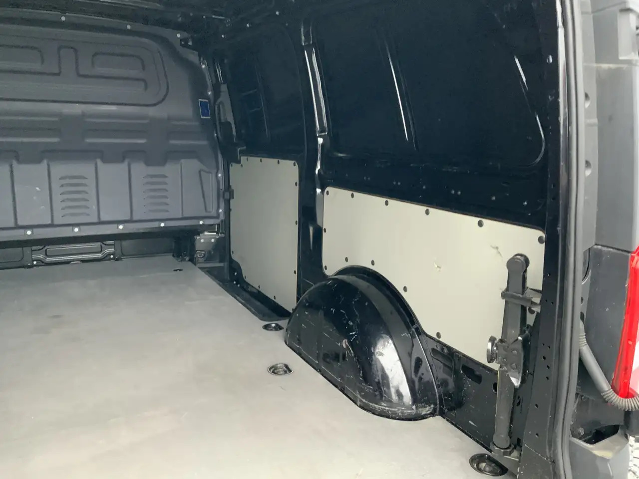 Mercedes-Benz Vito 114 CDI Lang L2 H1 3 Zits Airco Cruise Euro 5 lízing Mercedes-Benz Vito 114 CDI Lang L2 H1 3 Zits Airco Cruise Euro 5: 15 kép. Mercedes-Benz Vito 114 CDI Lang L2 H1 3 Zits Airco Cruise Euro 5 lízing Mercedes-Benz Vito 114 CDI Lang L2 H1 3 Zits Airco Cruise Euro 5: 15 kép.