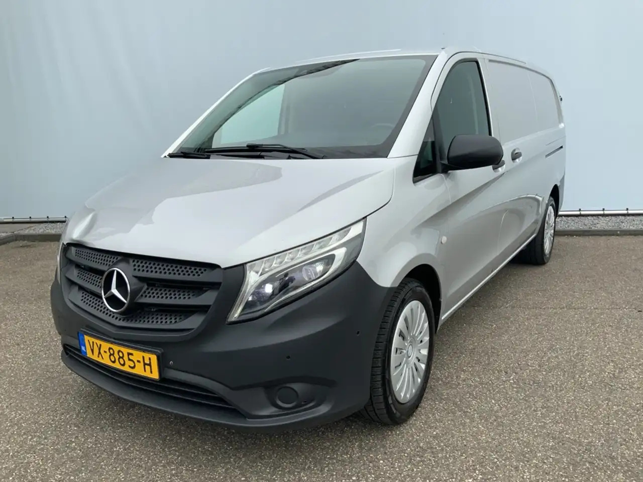 Mercedes-Benz Vito 119 CDI Lang Automaat Airco Cruise Trekhaak 2500 k - Furgon: 1 kép. Mercedes-Benz Vito 119 CDI Lang Automaat Airco Cruise Trekhaak 2500 k - Furgon: 1 kép.