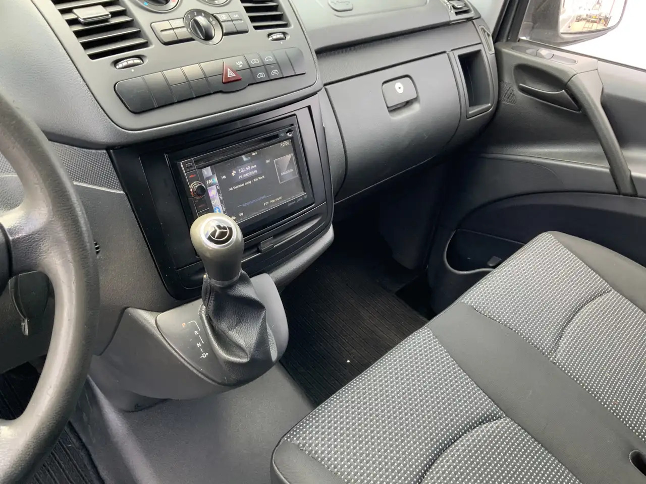Mercedes-Benz Vito 122 CDI Automaat Koel Auto werkt 100 % 0.gr Airco - Hűtős kisteherautó: 5 kép. Mercedes-Benz Vito 122 CDI Automaat Koel Auto werkt 100 % 0.gr Airco - Hűtős kisteherautó: 5 kép.