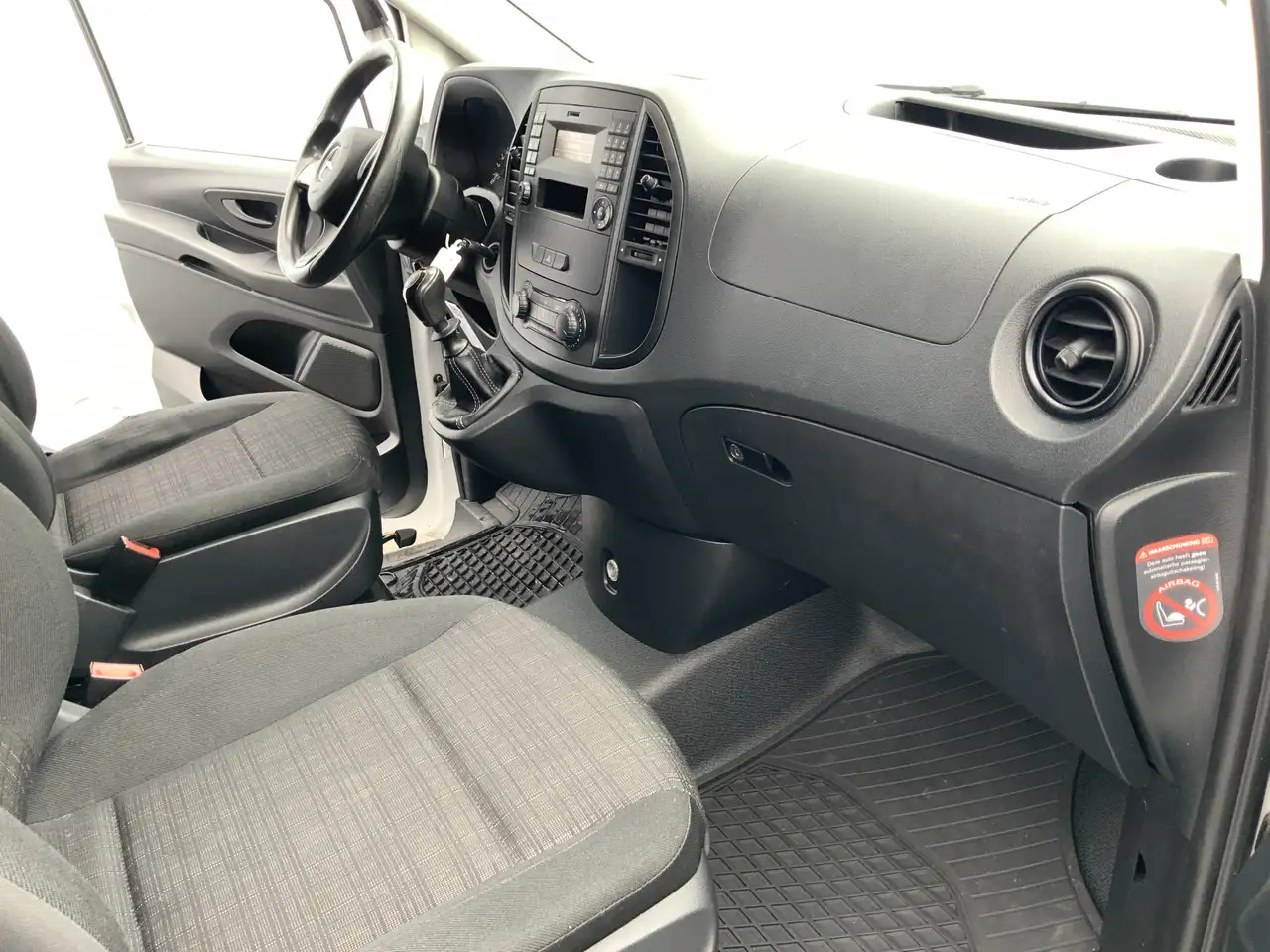 Hűtős kisteherautó Mercedes-Benz Vito koeling konvekta Koelauto 111 CDI Functional Lang: 12 kép.