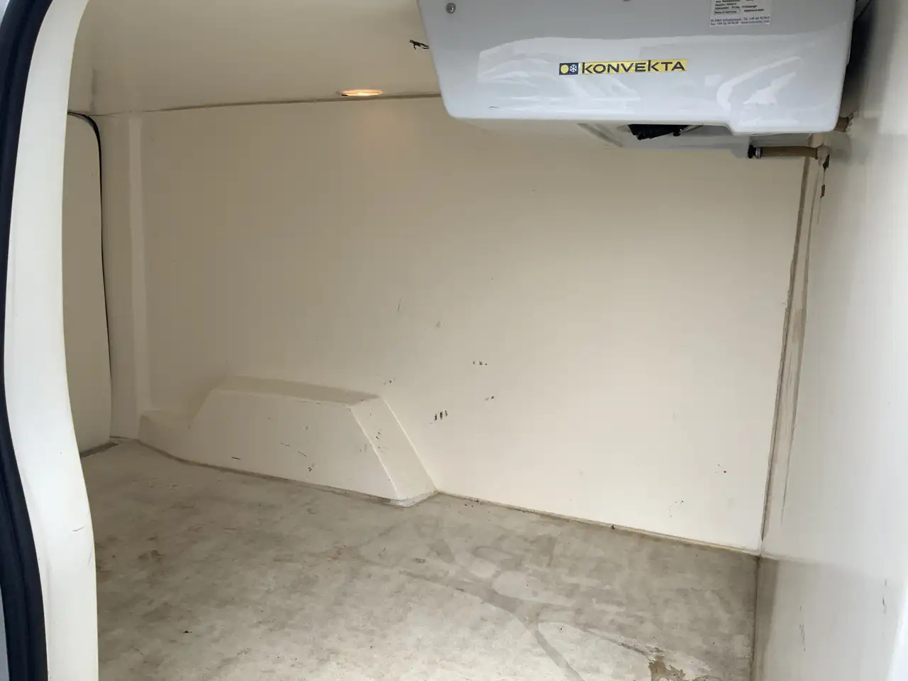 Hűtős kisteherautó Mercedes-Benz Vito koeling konvekta Koelauto 111 CDI Functional Lang: 15 kép.