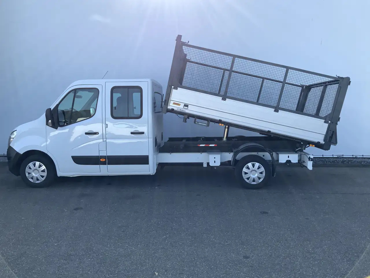 Nissan NV400 2.3 dCi L3H1 Dub Cab 3 Zijde Kipper Airco Bakmaat - Billenőplatós kisteherautó, Duplakabinos kisteherautó: 3 kép. Nissan NV400 2.3 dCi L3H1 Dub Cab 3 Zijde Kipper Airco Bakmaat - Billenőplatós kisteherautó, Duplakabinos kisteherautó: 3 kép.