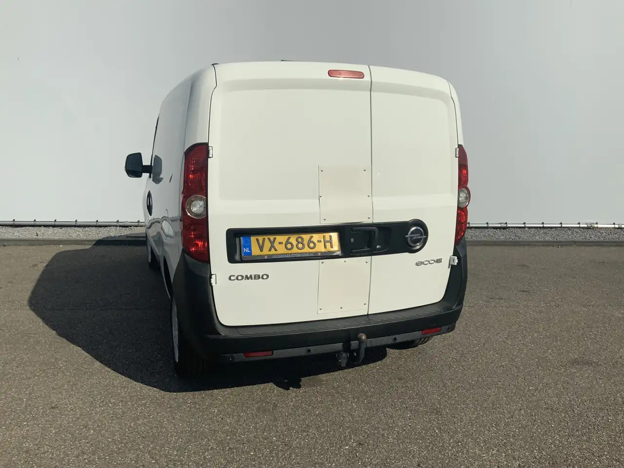 Opel Combo 1.3 CDTi L1H1 EXPORT ecoFLEX Edition Airco Trekhaa - Kis furgon: 2 kép. Opel Combo 1.3 CDTi L1H1 EXPORT ecoFLEX Edition Airco Trekhaa - Kis furgon: 2 kép.