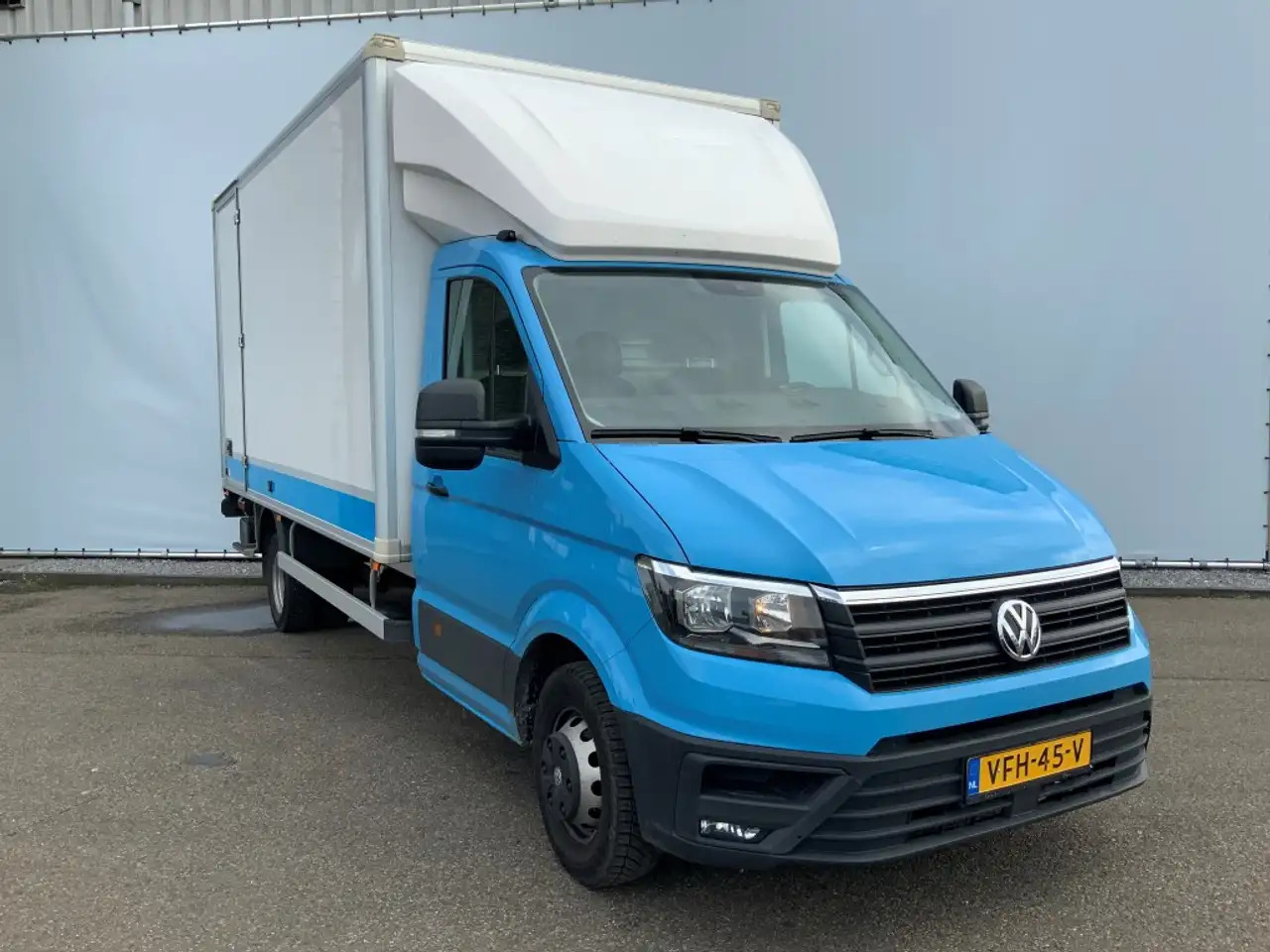 Volkswagen Crafter 35 2.0 TDI L4 Meubelbak & Lift Automaat Airco Crui - Dobozos kisteherautó: 2 kép. Volkswagen Crafter 35 2.0 TDI L4 Meubelbak & Lift Automaat Airco Crui - Dobozos kisteherautó: 2 kép.