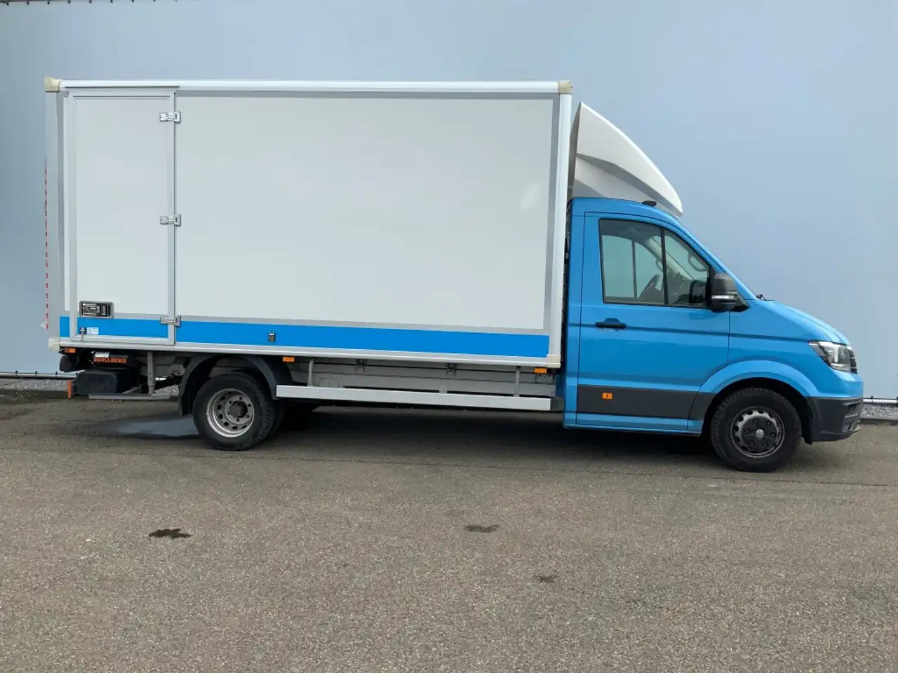 Volkswagen Crafter 35 2.0 TDI L4 Meubelbak & Lift Automaat Airco Crui - Dobozos kisteherautó: 3 kép. Volkswagen Crafter 35 2.0 TDI L4 Meubelbak & Lift Automaat Airco Crui - Dobozos kisteherautó: 3 kép.