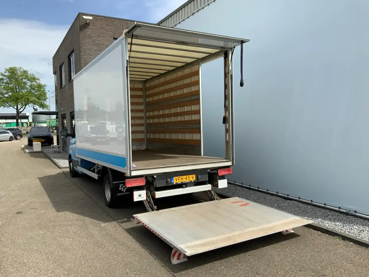 Dobozos kisteherautó Volkswagen Crafter 35 2.0 TDI L4 Meubelbak & Lift Automaat Airco Crui: 17 kép.