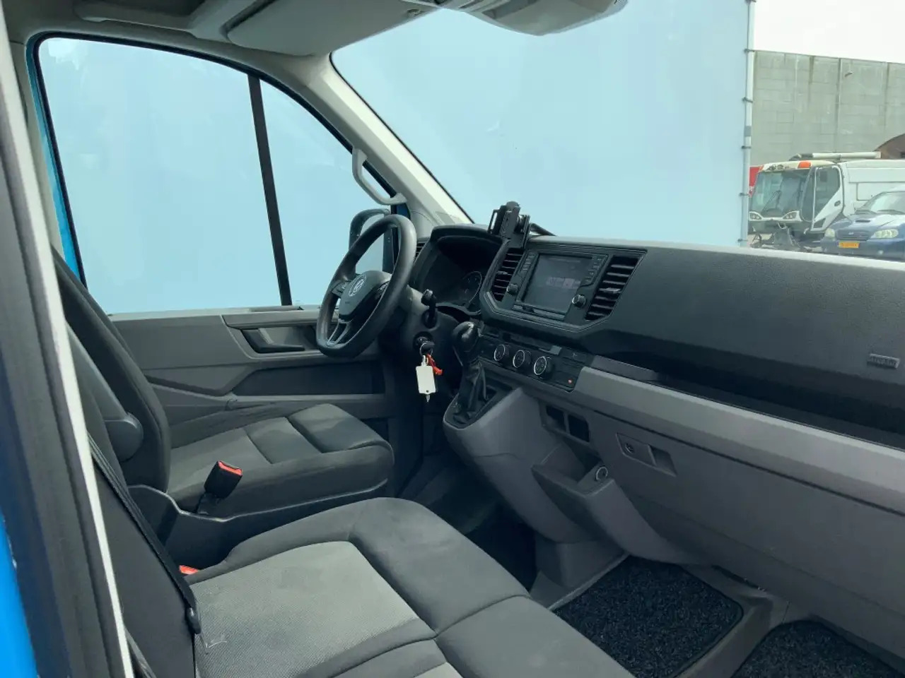 Dobozos kisteherautó Volkswagen Crafter 35 2.0 TDI L4 Meubelbak & Lift Automaat Airco Crui: 8 kép.