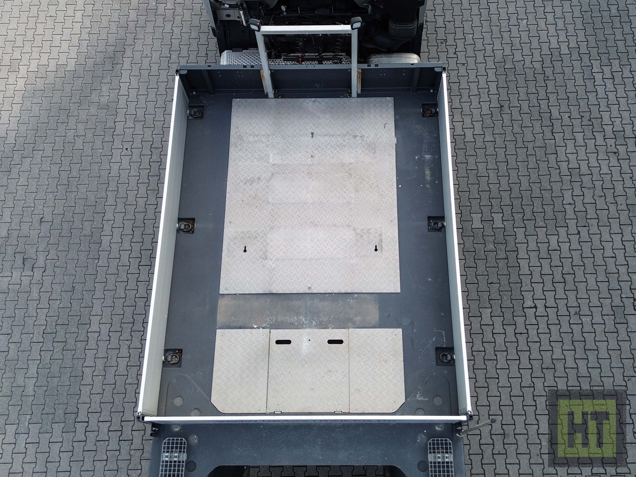 Faymonviile 3-Achs-Beton-Innenlader-PrefaMAX - Platós félpótkocsi: 2 kép. Faymonviile 3-Achs-Beton-Innenlader-PrefaMAX - Platós félpótkocsi: 2 kép.