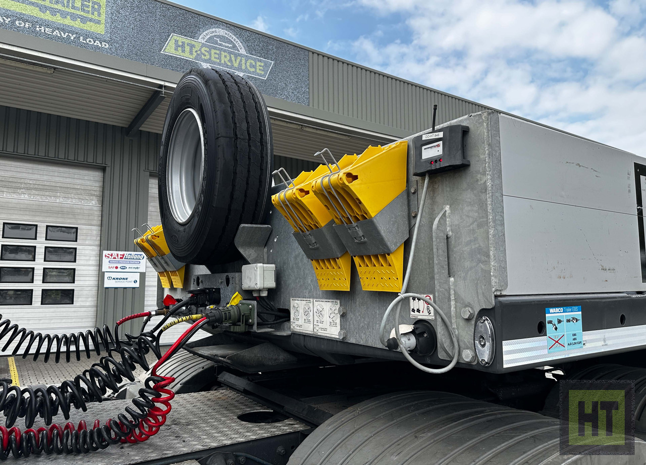 Faymonville MAX Trailer 4-Achs-Doppeltele-Semi-zwangsgelenkt - Félpótkocsi mélybölcsős: 3 kép. Faymonville MAX Trailer 4-Achs-Doppeltele-Semi-zwangsgelenkt - Félpótkocsi mélybölcsős: 3 kép.