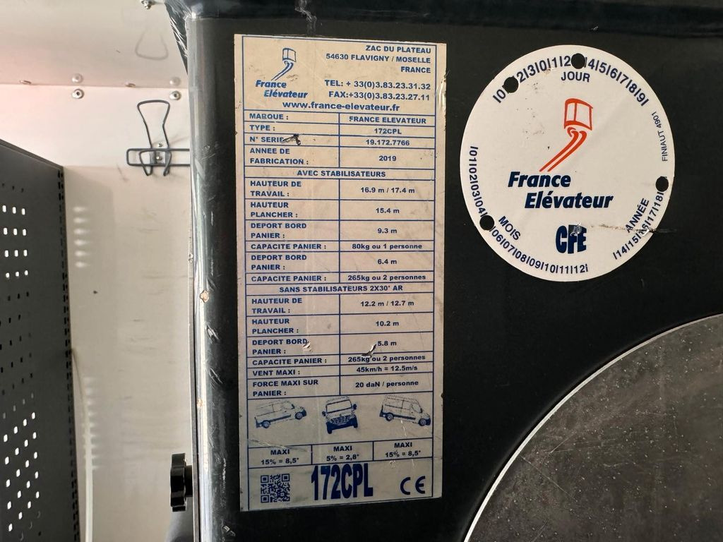 Emelőkosaras teherautó Iveco 70C18 Hubarbeitsbühne France Elevateur 172 CPL: 10 kép.