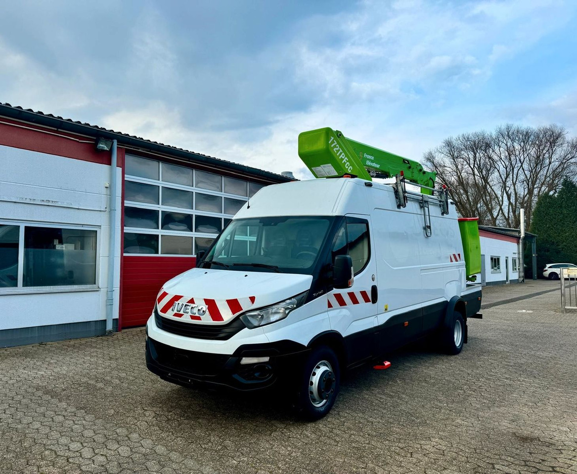 Iveco Daily 70C15 Steiger France Elevateur 172 TPFcc - Emelőkosaras teherautó: 1 kép. Iveco Daily 70C15 Steiger France Elevateur 172 TPFcc - Emelőkosaras teherautó: 1 kép.