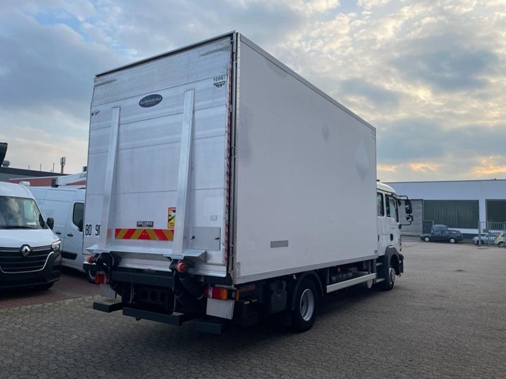 MAN TGL 10.220 Doka Blumentransporter - Hűtős teherautó: 4 kép. MAN TGL 10.220 Doka Blumentransporter - Hűtős teherautó: 4 kép.