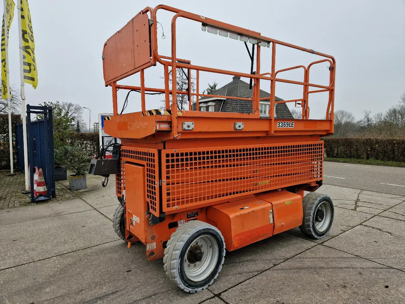 JLG 3369LE elektrisch werkhoogte 12.06m. - Ollós emelő: 3 kép. JLG 3369LE elektrisch werkhoogte 12.06m. - Ollós emelő: 3 kép.
