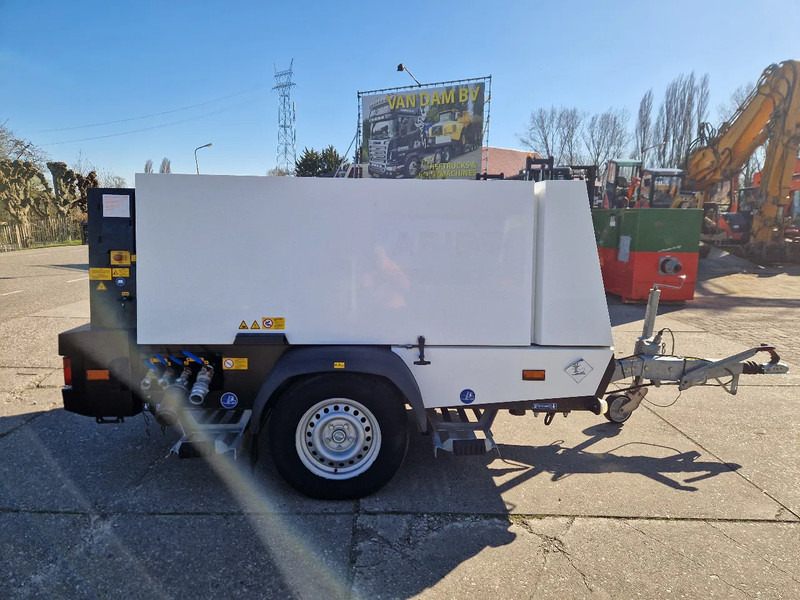 Kaeser M82 in zeer nette staat! - Légkompresszor: 2 kép. Kaeser M82 in zeer nette staat! - Légkompresszor: 2 kép.