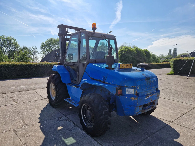 Manitou M50-4 ruwterrein 4WD sideshift - Terepjáró képességű targoncá: 4 kép. Manitou M50-4 ruwterrein 4WD sideshift - Terepjáró képességű targoncá: 4 kép.