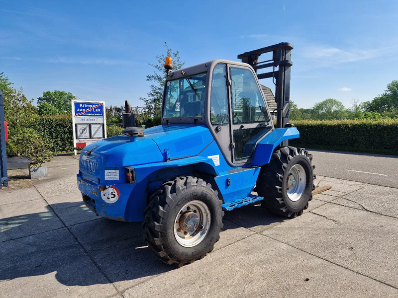 Manitou M50-4 ruwterrein 4WD sideshift - Terepjáró képességű targoncá: 3 kép. Manitou M50-4 ruwterrein 4WD sideshift - Terepjáró képességű targoncá: 3 kép.
