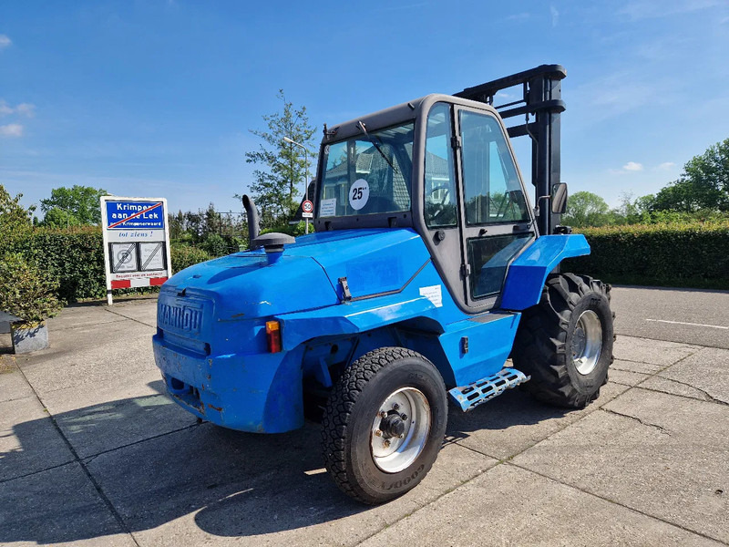 Manitou MC50 ruwterreinheftruck met sideshift - Terepjáró képességű targoncá: 3 kép. Manitou MC50 ruwterreinheftruck met sideshift - Terepjáró képességű targoncá: 3 kép.