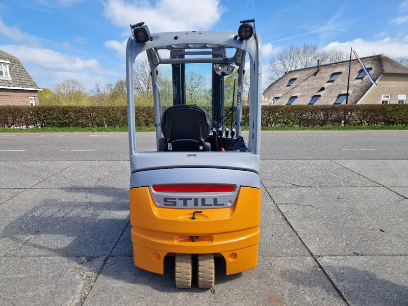 Still RX20-18 met nieuwe keuring - Elektromos targonca: 3 kép. Still RX20-18 met nieuwe keuring - Elektromos targonca: 3 kép.