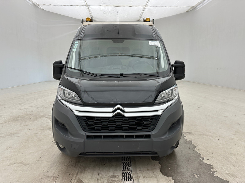 Citroën Jumper 2.0-130 - Furgon: 2 kép. Citroën Jumper 2.0-130 - Furgon: 2 kép.