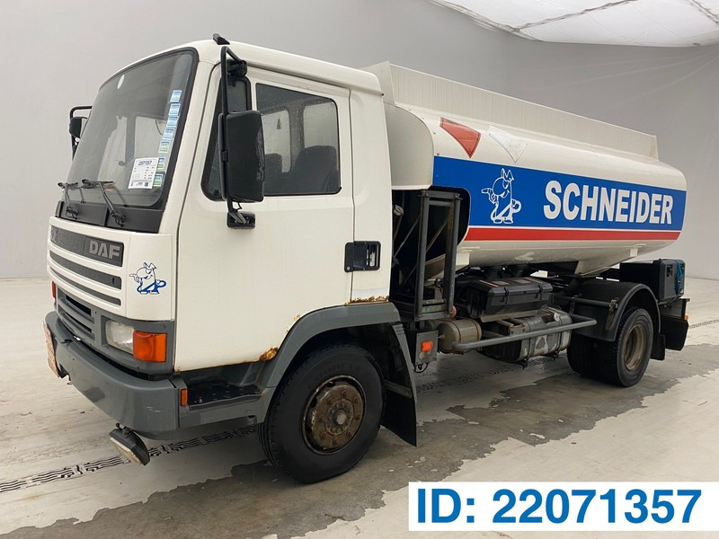 DAF 45.160 ATi - Tartályos teherautó: 1 kép. DAF 45.160 ATi - Tartályos teherautó: 1 kép.