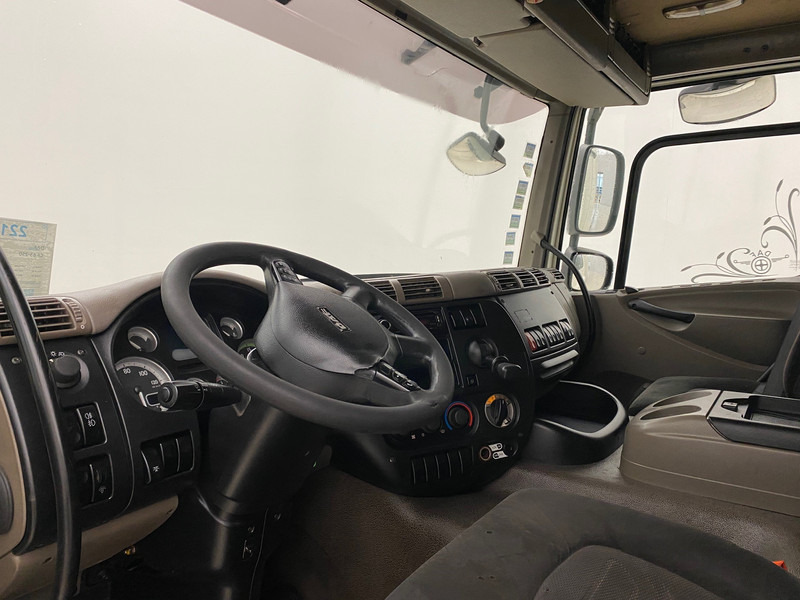 Dobozos felépítményű teherautó DAF CF65.250: 7 kép. Dobozos felépítményű teherautó DAF CF65.250: 7 kép.